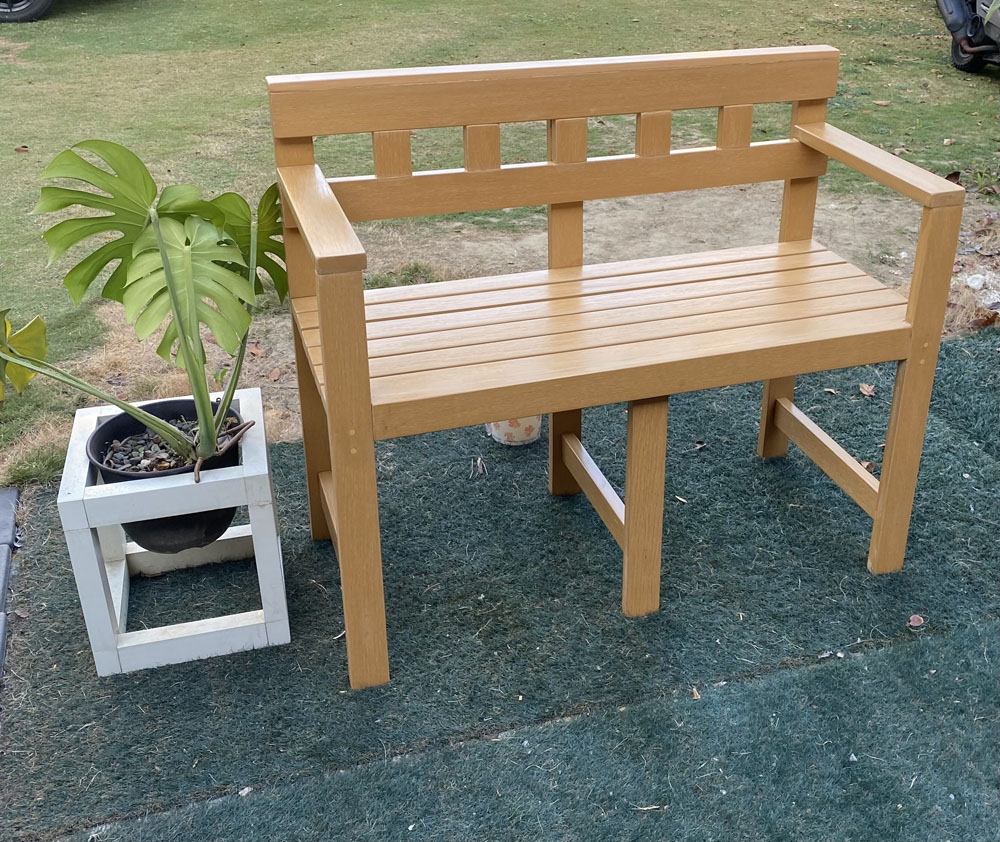 浴室既戶外長椅